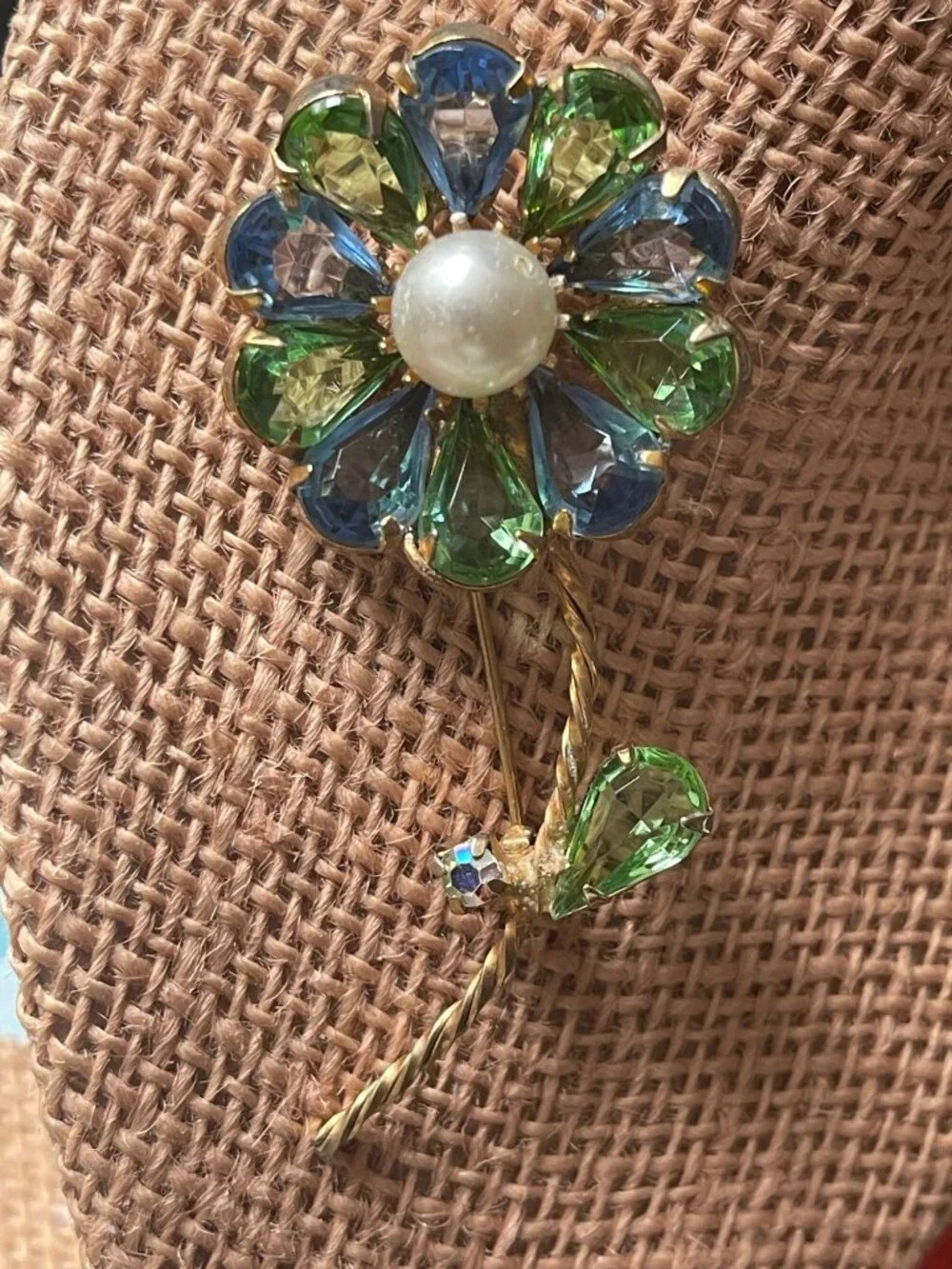 Vintage Gold-Tone Flower Brooch With Pearl Center & Blue-Green Glass Petals Flor
